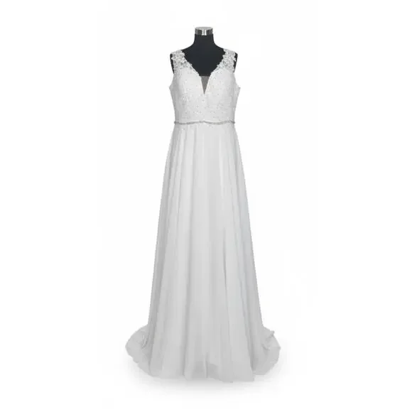 Loyeloy Size 18 NWT dress - Wedding, Bride, or Party - Picture 1 of 13